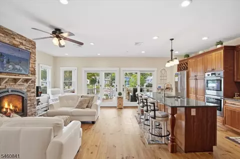 55 N Shore Rd, Denville, NJ 07834