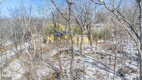 104 Espanong Rd, Lake Hopatcong, NJ 07849