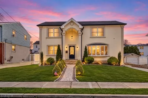 157 Gordon Ave, Totowa, NJ 07512