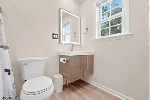 Bath - 708 E Front St #2, Plainfield, NJ 07062 photo 6 of 6