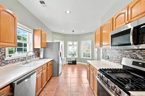 Other - 708 E Front St #2, Plainfield, NJ 07062 photo 2 of 11