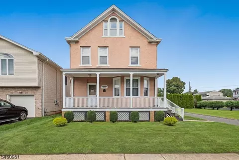 1120 Madison Hill Rd, Clark, NJ 07066