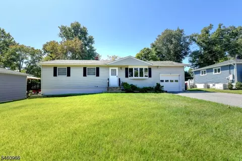 14 Apollo Dr, Oak Ridge, NJ 07438