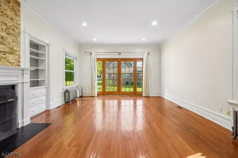 Living - 1001 Central Ave, Plainfield, NJ 07060 photo 2 of 8