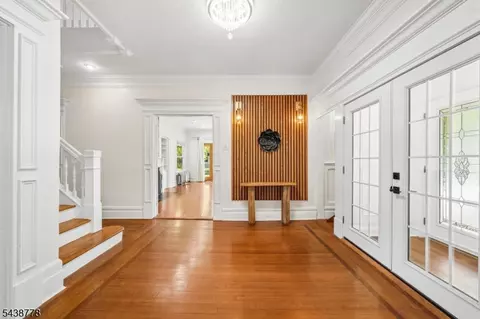 Entry Way - 1001 Central Ave, Plainfield, NJ 07060 photo 3 of 6