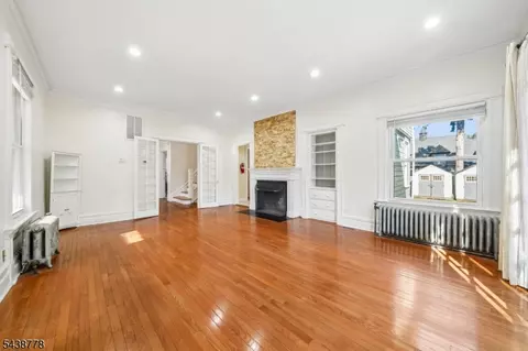 Living - 1001 Central Ave, Plainfield, NJ 07060 photo 3 of 8