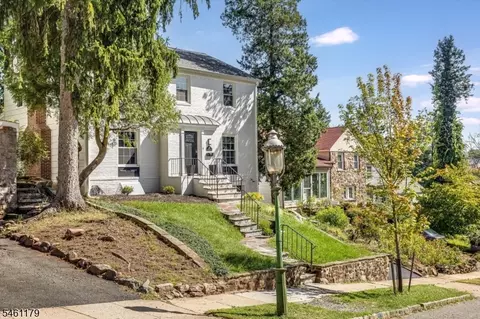 211 Conway Ct, South Orange Village, NJ 07079