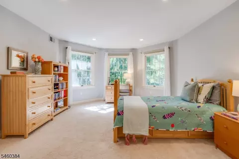 Bedroom - 16 Trinity Pl, Warren, NJ 07059 photo 5 of 7