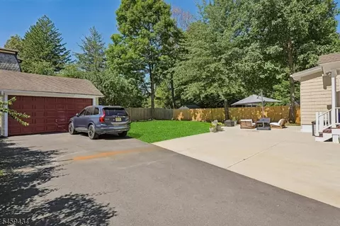 Exterior - 938 Madison Ave, Plainfield, NJ 07060 photo 6 of 7
