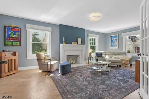 Living - 938 Madison Ave, Plainfield, NJ 07060 photo 1 of 2