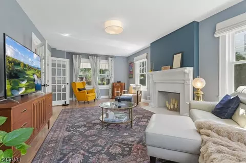 Living - 938 Madison Ave, Plainfield, NJ 07060 photo 2 of 2