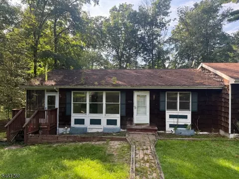 414 A Deerfield Ln, Montague, NJ 07827