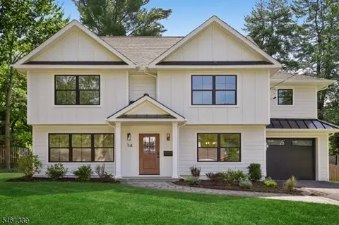 14 Maplewood Dr, Livingston, NJ 07039