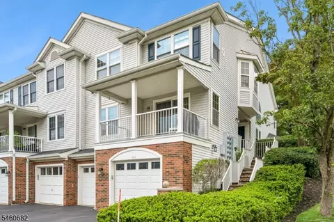 718 Buckland Ct, Denville, NJ 07834