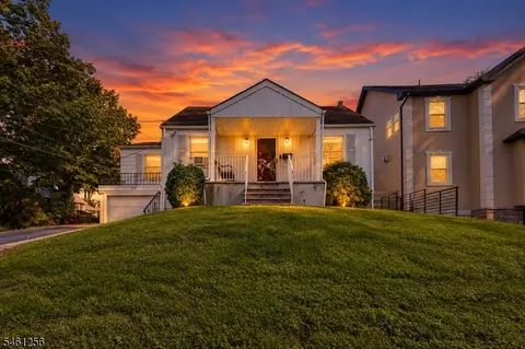 274 E Passaic Ave, Nutley, NJ 07110