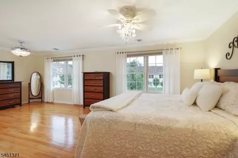 Bedroom - 6 Harvey Ct, Clark, NJ 07066 photo 5 of 5