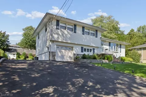 Exterior - 5 Viewpoint Rd, Wayne, NJ 07470 photo 1 of 7