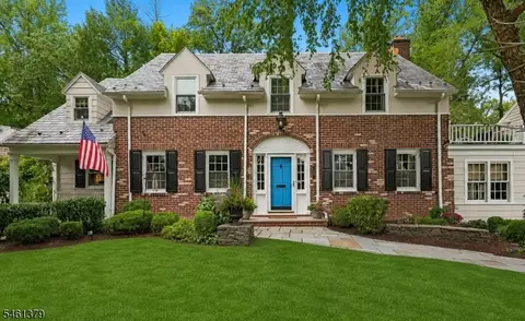 46 Claremont Dr, Maplewood, NJ 07040