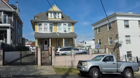 197 Grafton Ave, Newark, NJ 07104