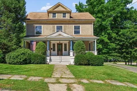 9 Linwood Ave, Newton, NJ 07860