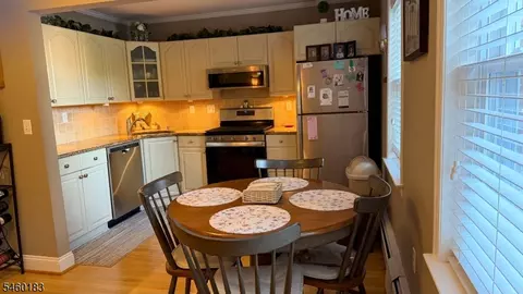 Other - 1124 Valley Rd #1A, Wayne, NJ 07470 photo 6 of 7