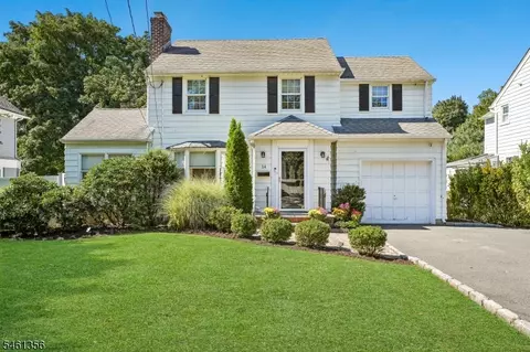 14 Wayland Dr, Verona, NJ 07044