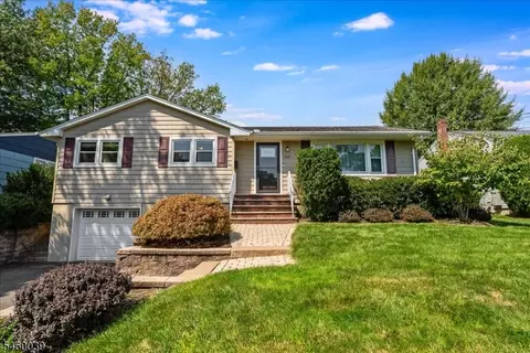 2105 Maple View Ct, Scotch Plains, NJ 07076