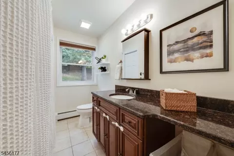 Bath - 27 Dalewood Rd, Wayne, NJ 07470 photo 2 of 3