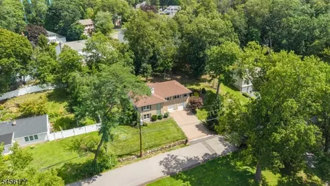 View/Area - 27 Dalewood Rd, Wayne, NJ 07470 photo 1 of 2
