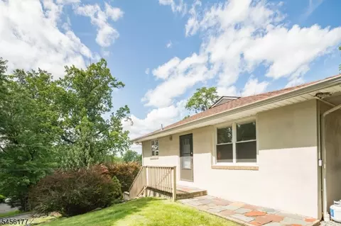 Exterior - 27 Dalewood Rd, Wayne, NJ 07470 photo 5 of 6