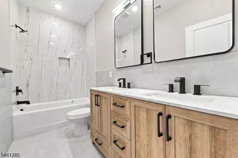 Bath - 502 Davis Ave, Harrison, NJ 07029 photo 1 of 5