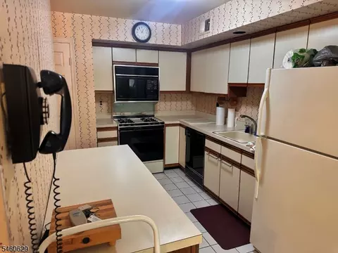 Kitchen - 10 Matthew Rd #3, Wayne, NJ 07470 photo 1 of 2
