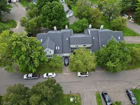 View/Area - 10 Matthew Rd #3, Wayne, NJ 07470 photo 3 of 5