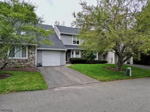 Exterior - 10 Matthew Rd #3, Wayne, NJ 07470 photo 2 of 9