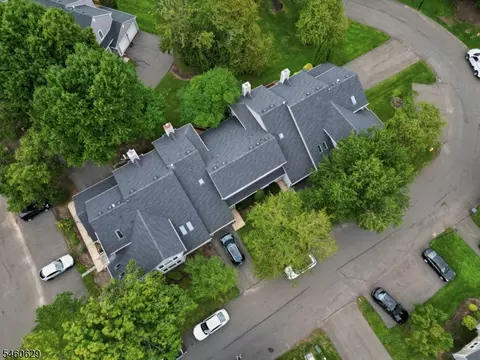 View/Area - 10 Matthew Rd #3, Wayne, NJ 07470 photo 2 of 5