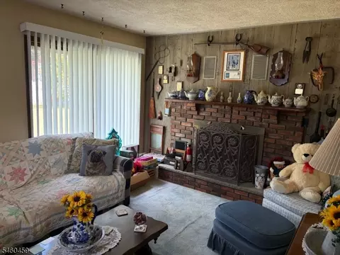 440 Warfield Rd, North Plainfield, NJ 07063 photo 5