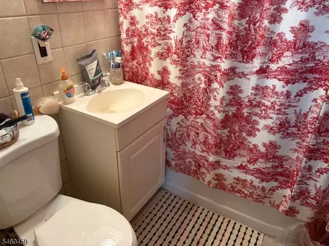 440 Warfield Rd, North Plainfield, NJ 07063 photo 7