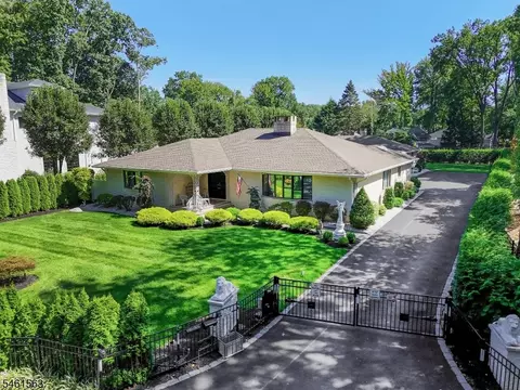 650 Riverside Dr, Cranford, NJ 07016