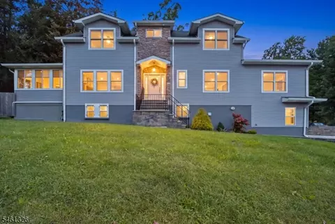 677 Canistear Rd, Highland Lakes, NJ 07422