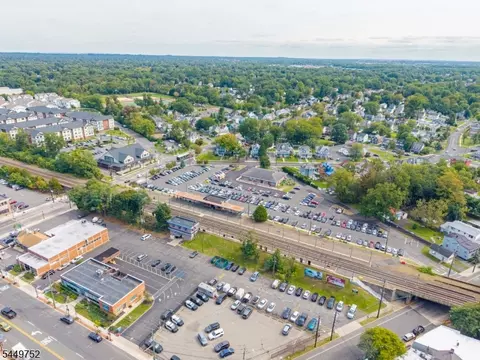 View/Area - 429 2nd St, Dunellen, NJ 08812 photo 1 of 9