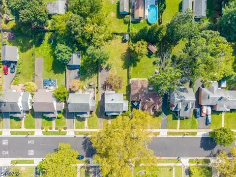 View/Area - 429 2nd St, Dunellen, NJ 08812 photo 7 of 9