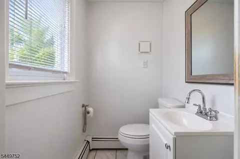 Bath - 429 2nd St, Dunellen, NJ 08812 photo 1 of 3