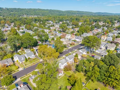 View/Area - 429 2nd St, Dunellen, NJ 08812 photo 6 of 9