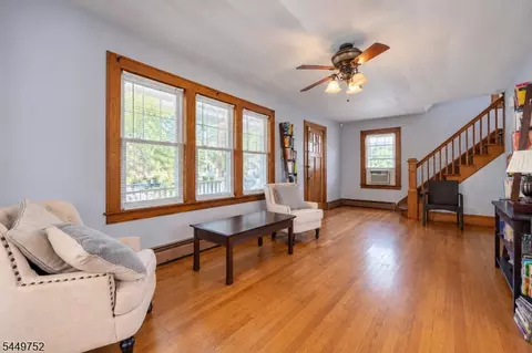 Living - 429 2nd St, Dunellen, NJ 08812 photo 2 of 3