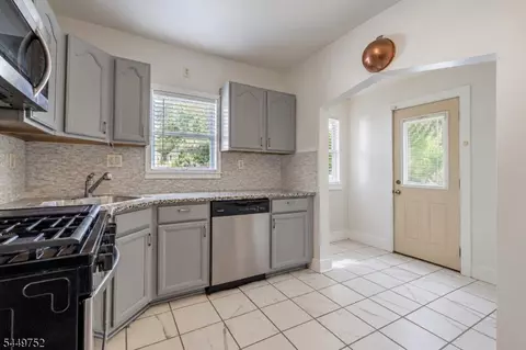 Entry Way - 429 2nd St, Dunellen, NJ 08812 photo 1 of 1