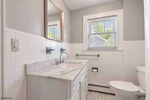 Bath - 429 2nd St, Dunellen, NJ 08812 photo 2 of 3