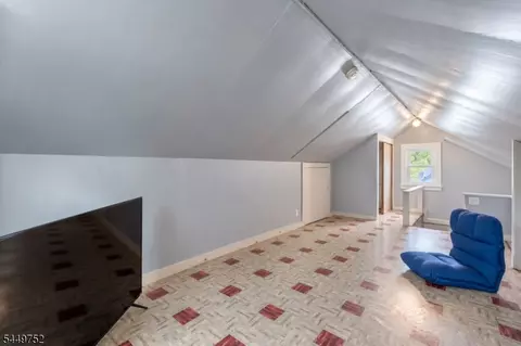 Other - 429 2nd St, Dunellen, NJ 08812 photo 5 of 8