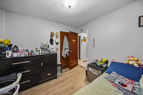 Bedroom - 1757 Myrtle Ave, Plainfield, NJ 07063 photo 5 of 10
