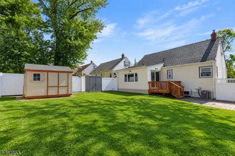 Exterior - 187 Kent St, Hackensack, NJ 07601 photo 2 of 5