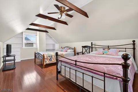 Bedroom - 187 Kent St, Hackensack, NJ 07601 photo 3 of 5